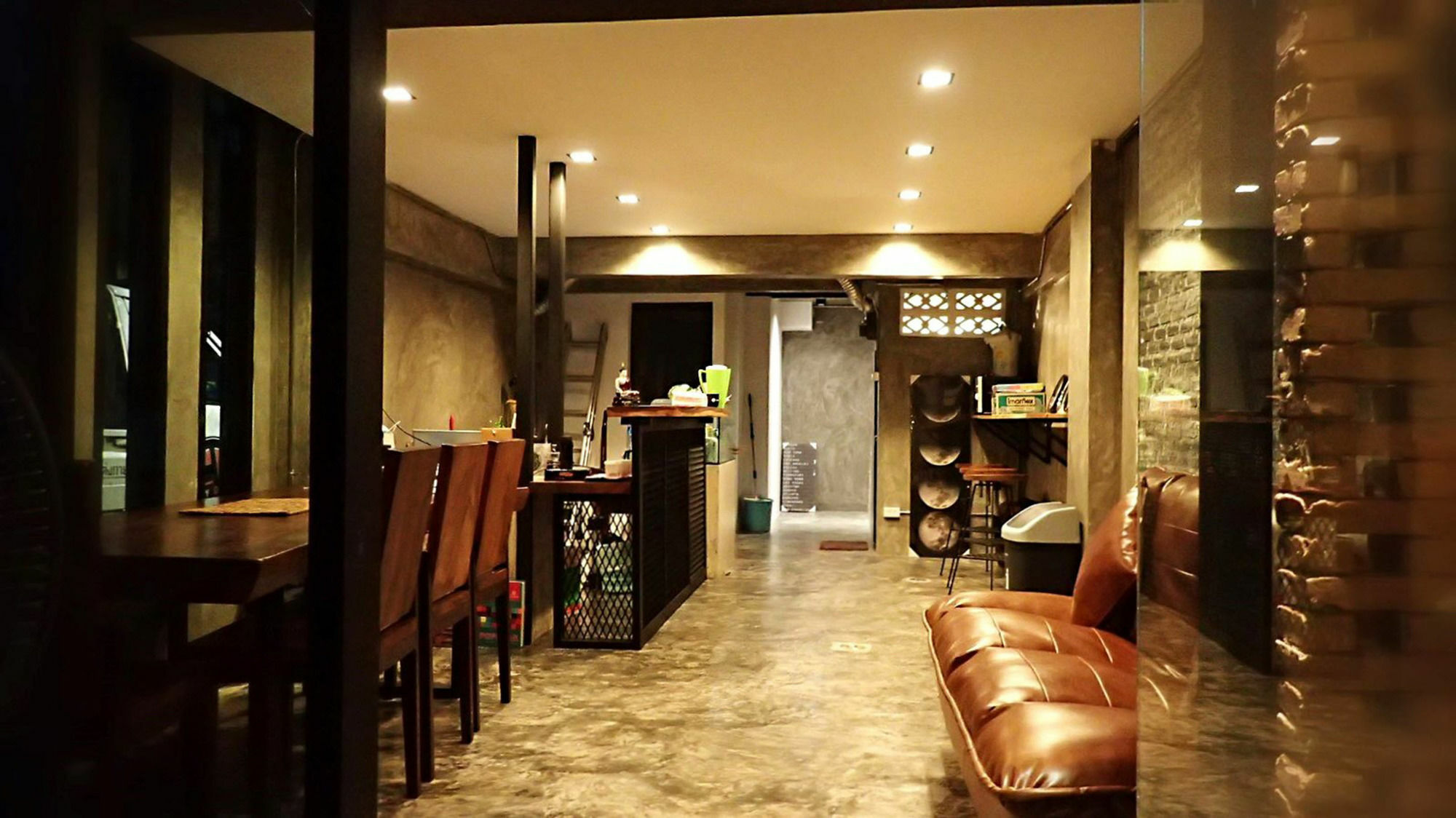 Fundee Hostel Chiang Mai Exterior photo