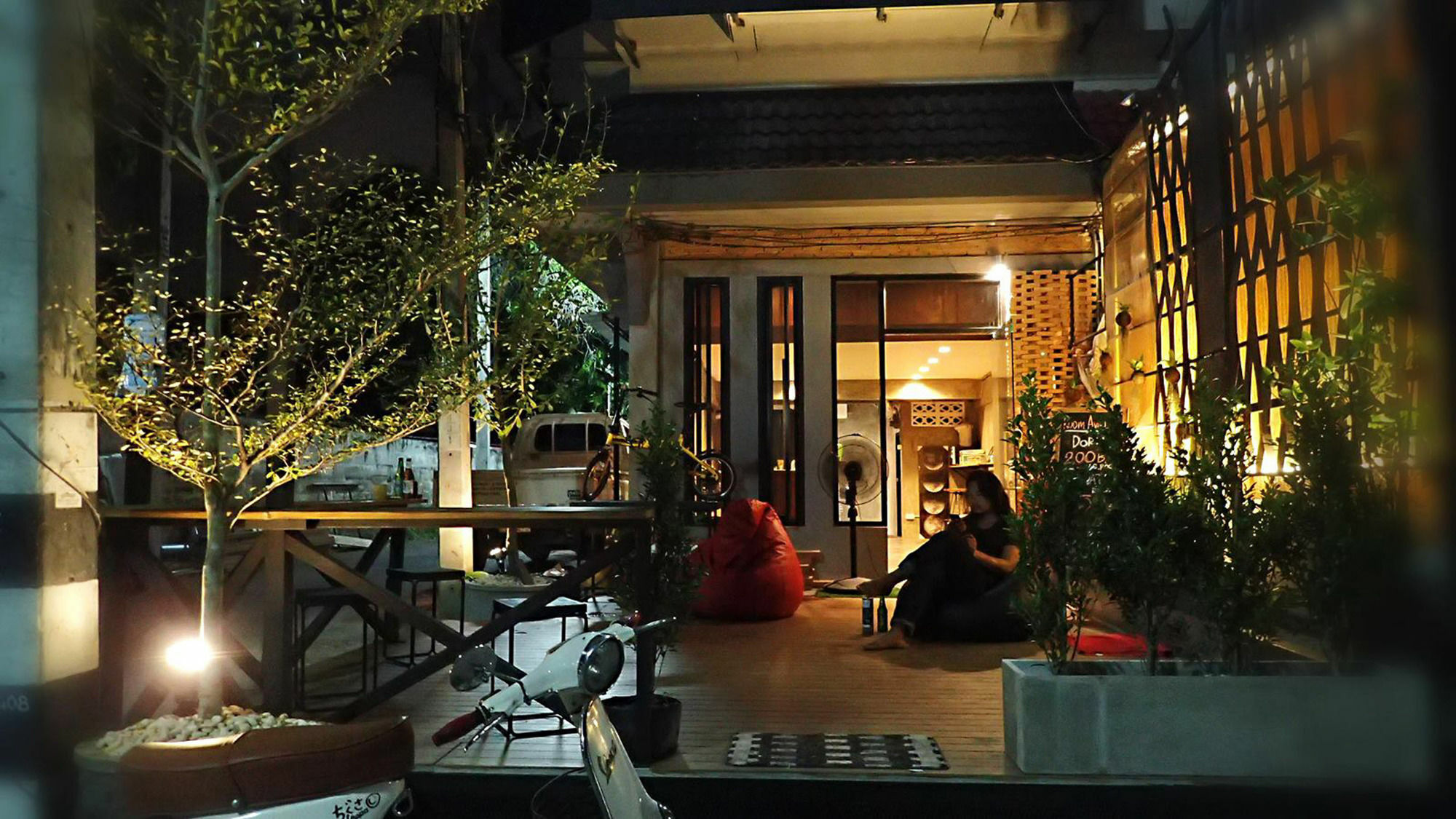 Fundee Hostel Chiang Mai Exterior photo